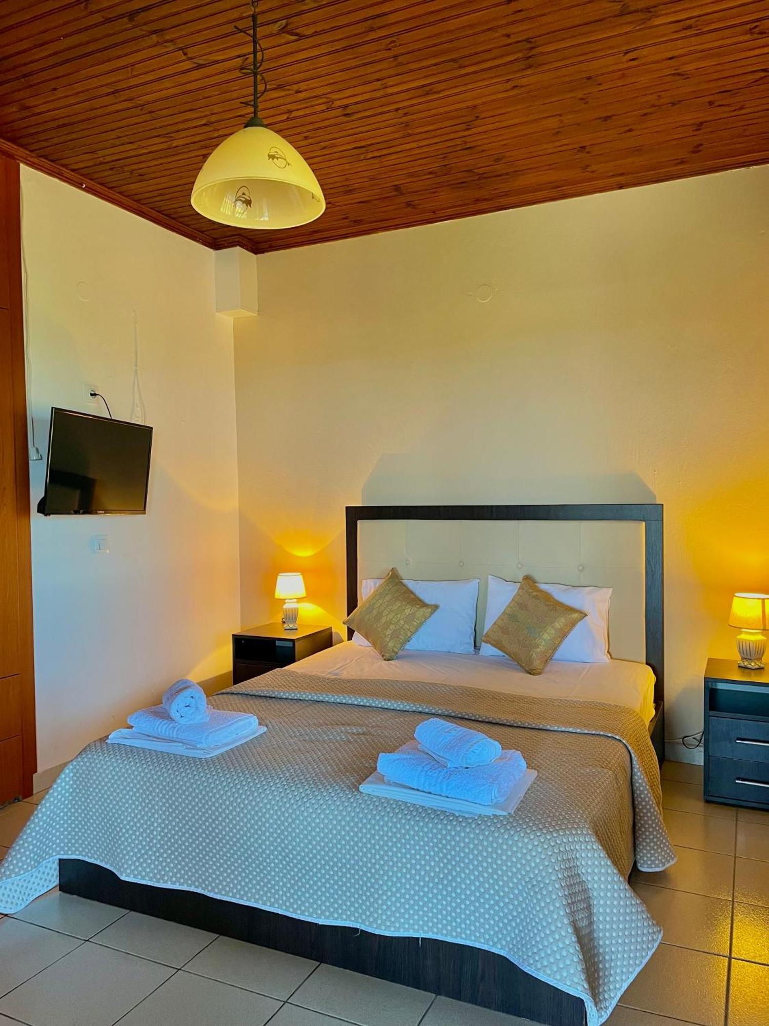 Anna Dani Apartments Вурвуру Екстериор снимка