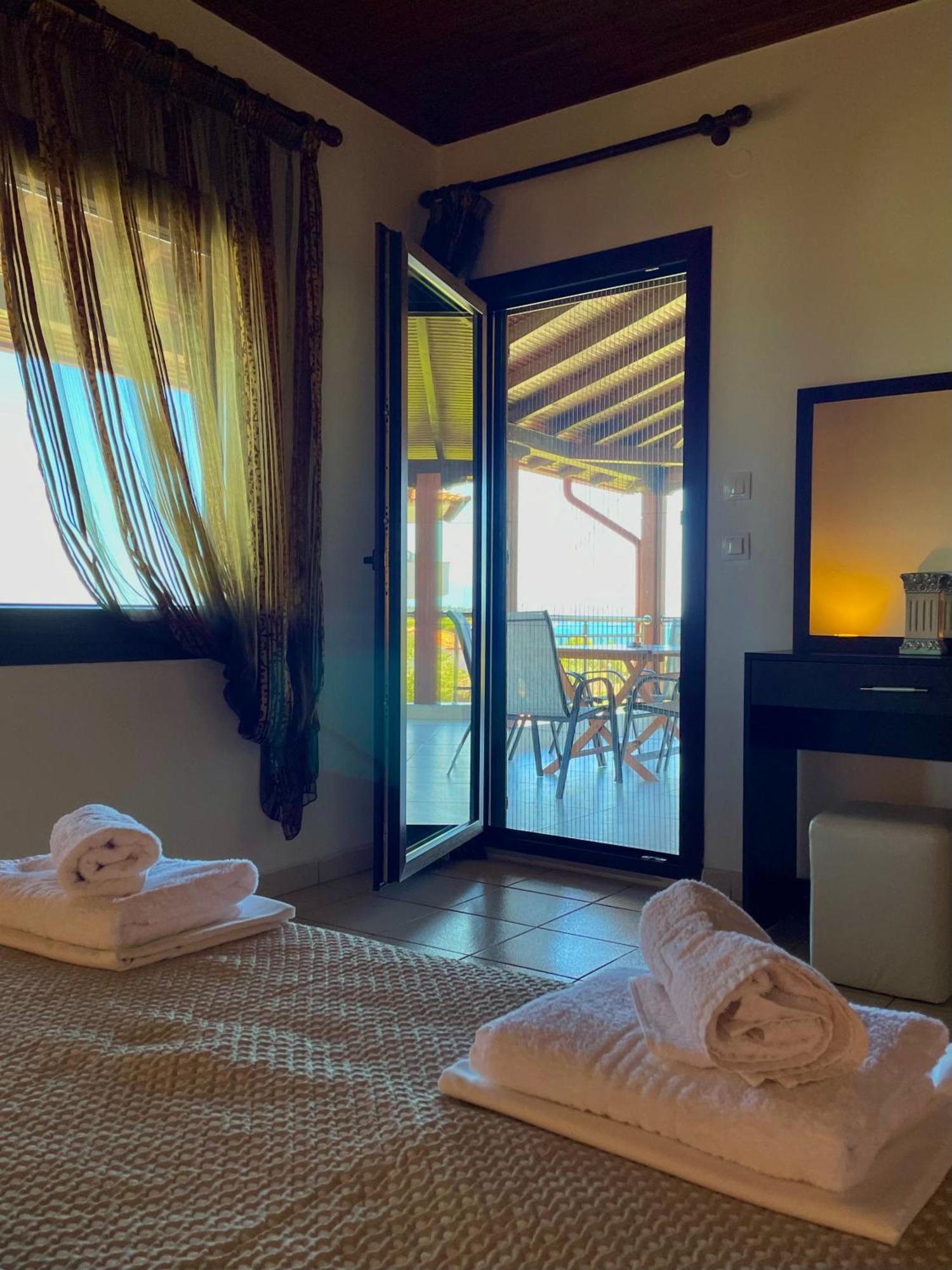 Anna Dani Apartments Вурвуру Екстериор снимка