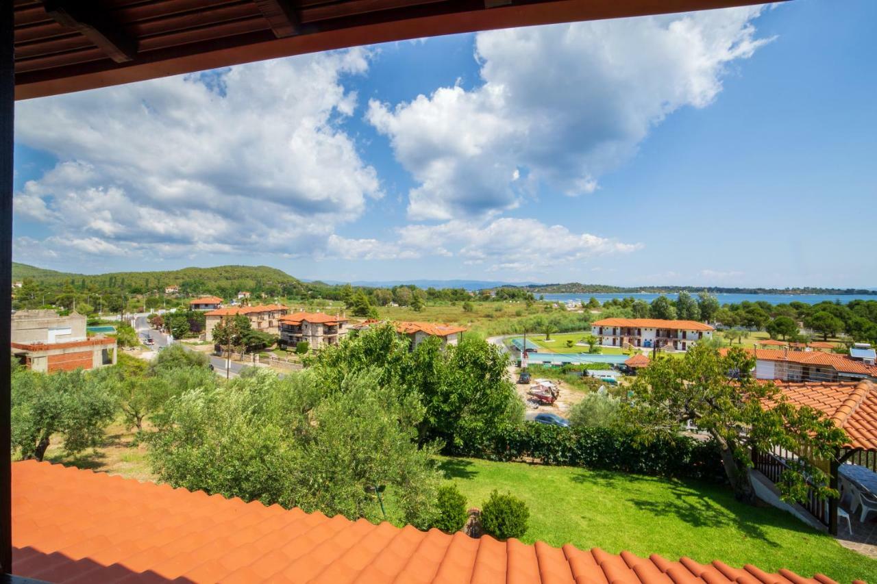 Anna Dani Apartments Вурвуру Екстериор снимка
