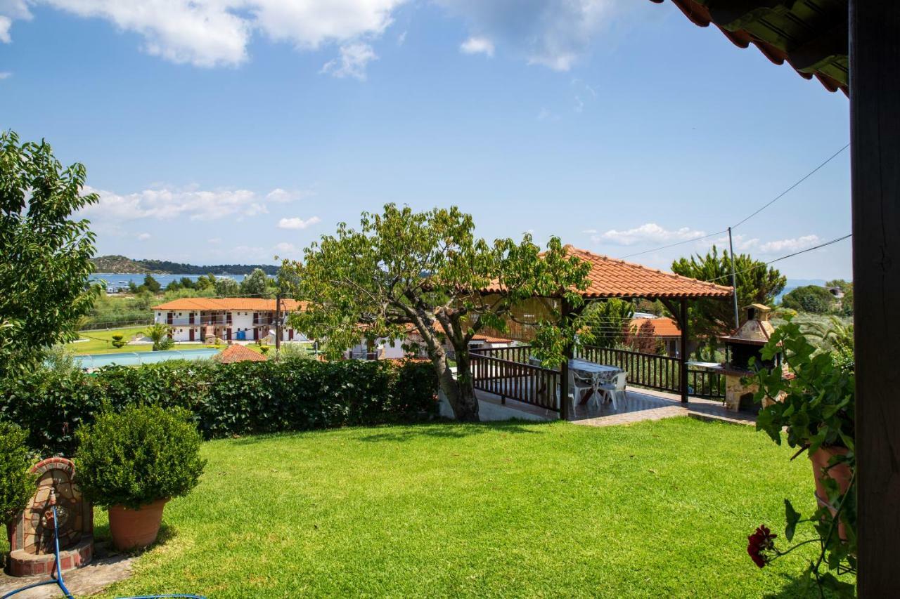 Anna Dani Apartments Вурвуру Екстериор снимка