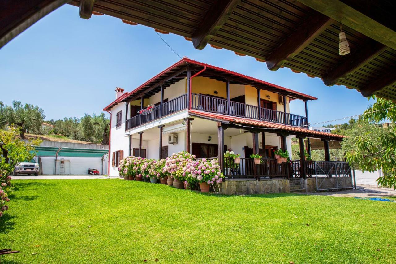 Anna Dani Apartments Вурвуру Екстериор снимка