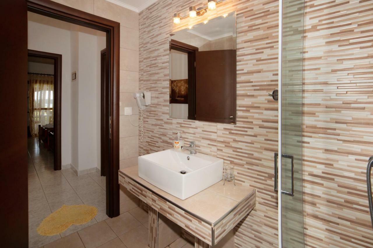 Anna Dani Apartments Вурвуру Екстериор снимка